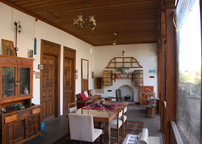 Saliha Hanim Tas Hotell Birgi