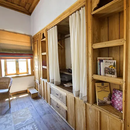 Hotell Saliha Hanim Tas