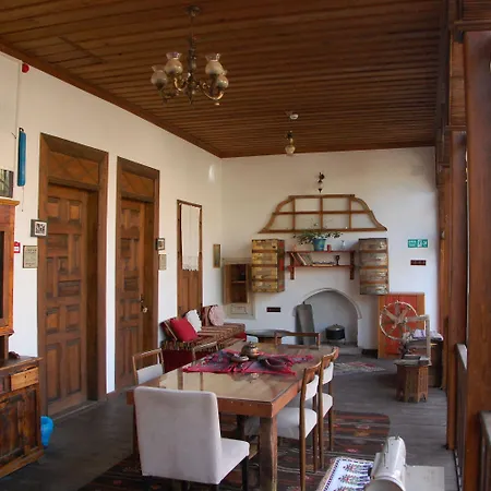Saliha Hanim Tas Hotel Birgi