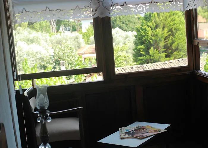 Saliha Hanim Tas 3* Birgi