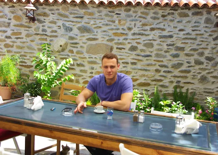 Saliha Hanim Tas Hotel Birgi